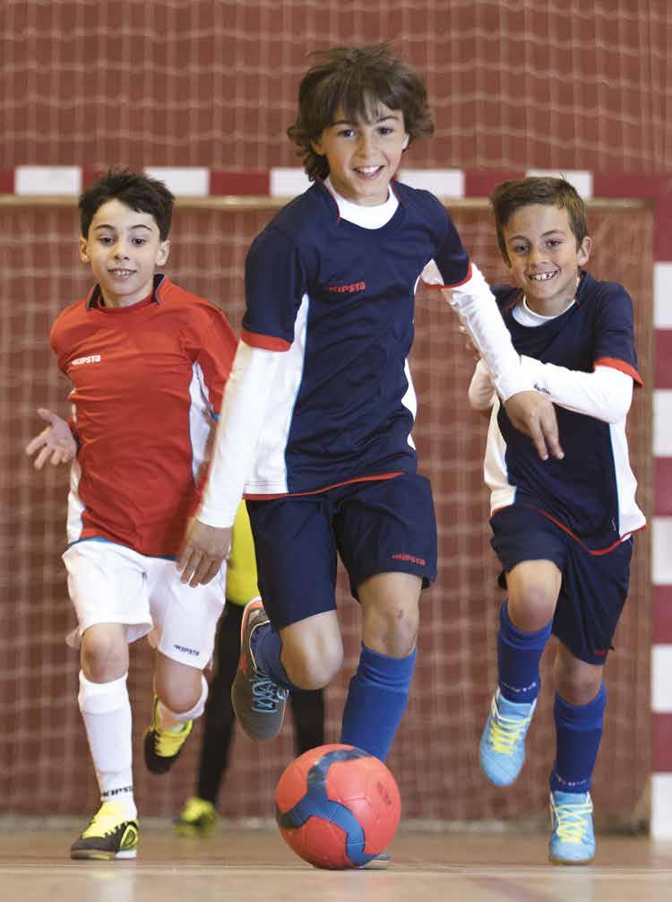 Jelenleg a Debreceni Sportcentrum edzőjeként dolgozik, a serdülő és az ifjúsági korosztály felkészítéséért felelős. Több versenyzője ifjúsági válogatott kerettag.