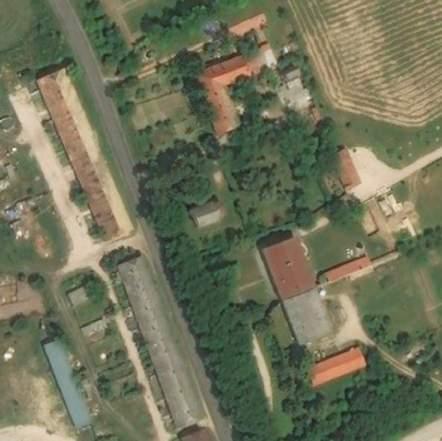 Megnevezés Cím EOV Y EOV X Nepomuki Szent János kápolna Árkipuszta, Árki út (temető) 587795 229021 Védelem Törzsszám Azonosító helyrajzi szám Műemlék 10944 3694 0282 védési ügyirat: 12/1999. (VIII.