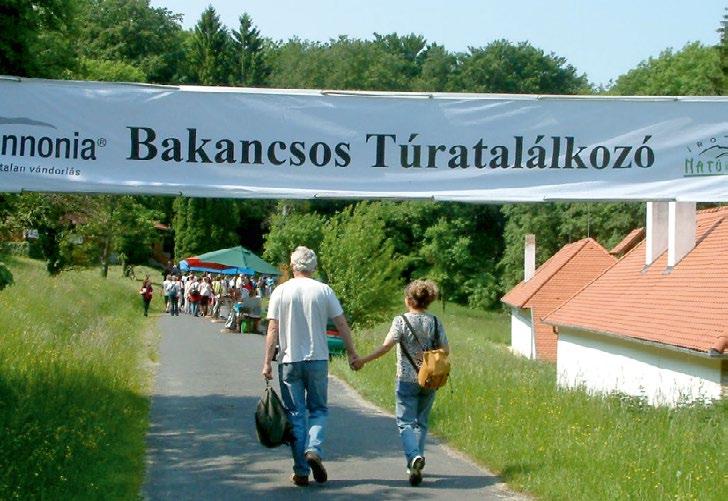 magánszemélyek forrásokat és egyéb természeti helyeket fogadtak örökbe. Ezek rendbetételére önkéntes akciókat szervezünk.