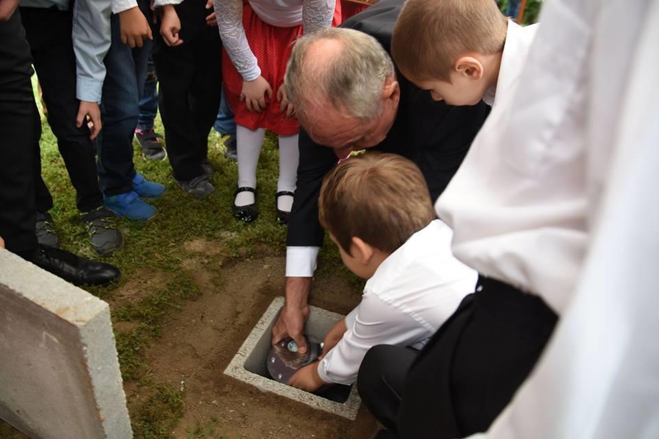 A fenntartó feladatai, lehetőségei Intézményfelújítások Honvéd