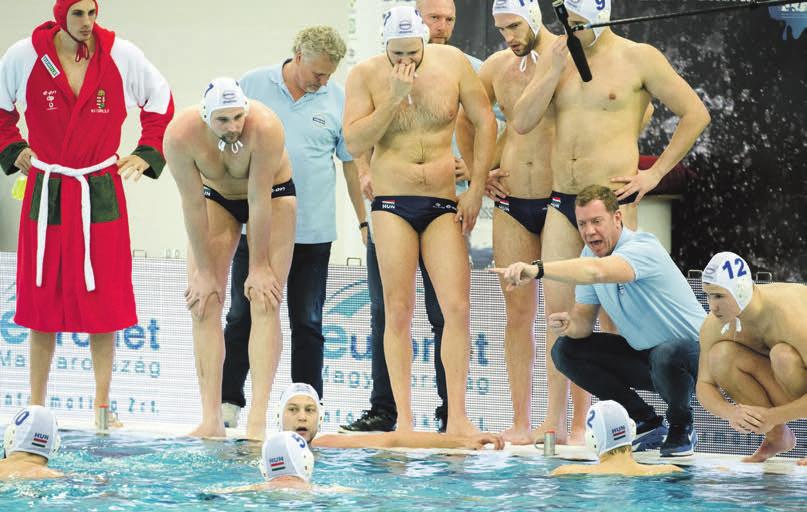 sport 15 Fotó: MTI A játékosok már pontosan tudják, mint vár tőlük Märcz Tamás szövetségi kapitány A KLUBOK ÉS A VÁLOGATOTT SIKEREINEK KÖLCSÖNHATÁSBAN KELL MŰKÖDNIÜK Az összeállítást a Bp2017 Nkft.