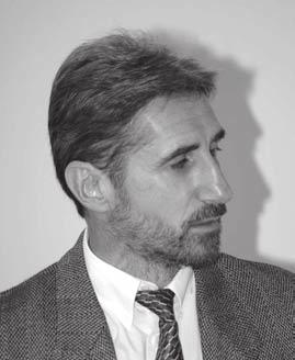 MOLNÁR JÓZSEF Nagydobrony, Ukrajna, 1966 Felsôfokú tanulmányok: Lvivi Ivan Franko Állami Egyetem, Lviv, Ukrajna, Földrajz Kar (1983 1990), geográfus, földrajztanár Kossuth Lajos Tudományegyetem