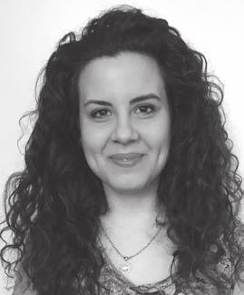 VASS RÉKA ANNA Zalaegerszeg, 1990 Tanulmányai: Zrínyi Miklós Gimnázium, Zalaegerszeg (2008) Semmelweis Egyetem Fogorvostudományi Kar, fogorvos (2009 2012) Pécsi Tudományegyetem Általános
