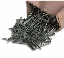 Szeghuzalok Horganyzott vas lapított fejjel BO 5105225 BO 5105230 BO 5105235 Vastagság Hosszúság csomagolási egység 1,4 mm 25 mm 1 kg 1,6 mm 30 mm 1 kg 1,8 mm 35 mm 2,5 kg Csomagolás Légpárnás