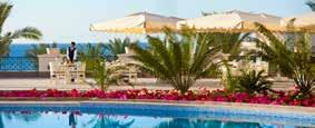 A hotel a sharm el sheikh-i nemzetközi repülőtértől kb. 6 km-re, míg Naama Baytől kb. 7 km-re található.