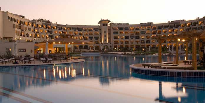 EGYIPTOM / HURGHADA STEIGENBERGER AD BEACH ANUBIS AJÁNLAT www.steigenbergeraldaubeach.com Fekvése: A szálloda egy kb.