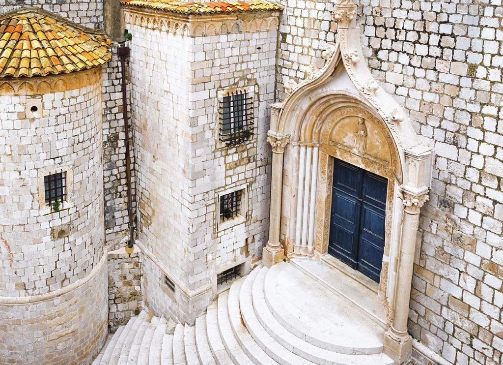 68th Dubrovnik Summer Festival D 68th Dubrovnik Summer Festival Od Sigurate 1, 20 000 Dubrovnik, t. +385 20 326 100 info@dubrovnik-festival.hr, www.facebook.com/dubrovnik.festival/ Érvényes: 2017.