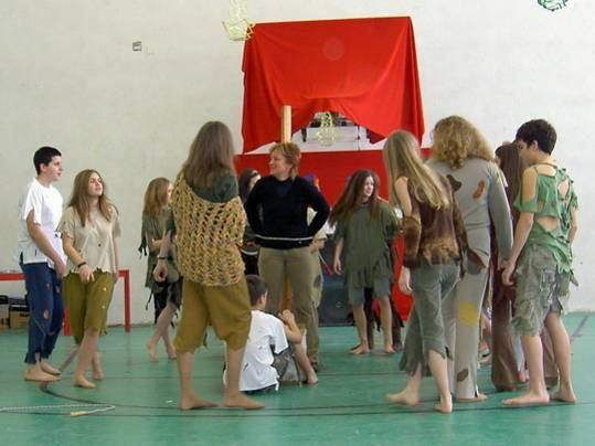 Tanulói vélemények arról, hogy miért jó Regulysnak lenni? Döme Zsófia 7. a A legtöbb ember általában ha az iskoláról van szó pesszimistán gondolkodik és egyből a tanulás jut az eszébe.