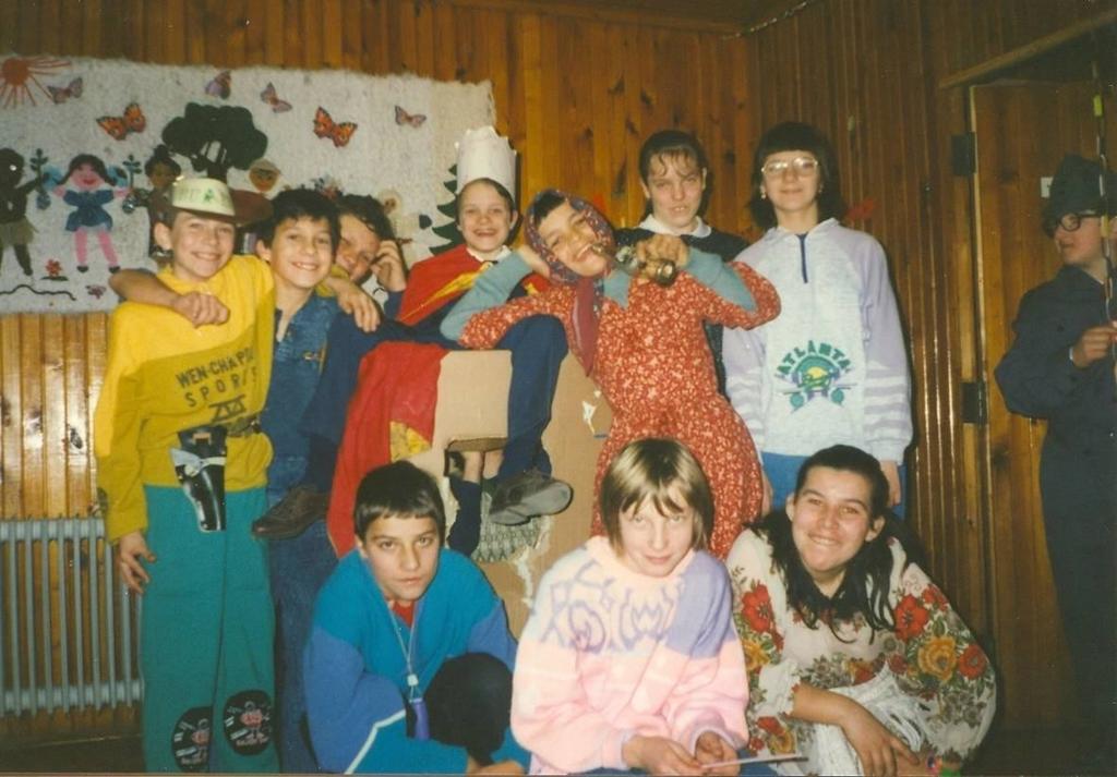 Farsang, 1993.