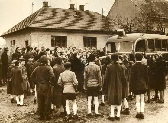 A Magyar Rádió Zircen Az iskola életének az 1950 és 1958 közötti időszakában az iskolán belüli és iskolán kívüli testnevelésnek is kiemelt szerepe volt.