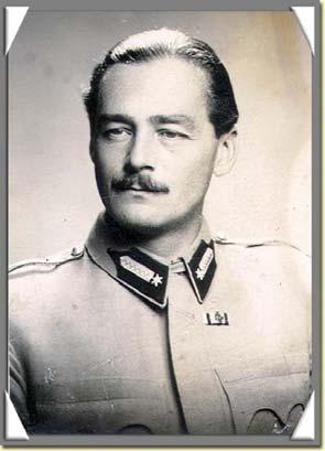 Gróf szentegyedi és cegei Wass Albert (Válaszút, 1908. január 8. Astor, Florida, 1998. február 17.) magyar író és költő.