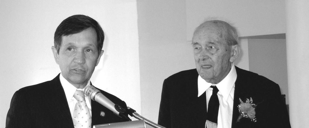 The American Nationalities Movement in Cleveland, OH Honors Dr. Julius Nádas, Dedicated Leader of the Hungarian World Congress The Hon. Dennis Kucinich, U.S.