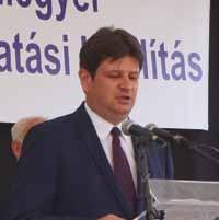 Jogú Város Önkormányzatának tanácsnoka Herczeg Tamás, és dr. Nagy Ágnes a Békés Megyei Kormányhivatal Foglalkoztatási Főosztályának főosztályvezetője nyitotta meg.