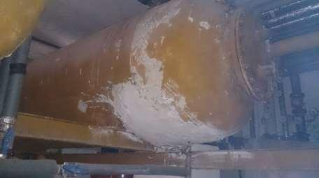 szigetelése tönkrement, nem látja el megfelelően a funkcióját. A tartályok ma már csak meleg víz tárolására alkalmasak.