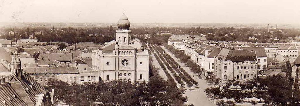 AZ EGY IGAZ ISTEN DICSŐSÉGÉRE ÉPÜLT A zsinagóga és környezete, valamikor a két világháború között Kecskemét különlegességei közé tartozik a vallási türelem sok évszázados és folyamatos jelenléte,