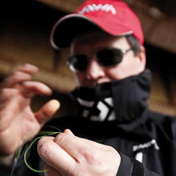 TEAM DAIWA LINEAR Interline Interline pergető bot Az úgynevezett "interline", azaz belső zsinórvezetésű botok egyre népszerűbbek a tengeri horgászok körében.
