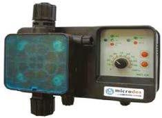 konzollal 2,5 m kábellel szerelve Tartozék: lábszelep, injektor, vegyszercső Electromagnetic pump with manually adjustable