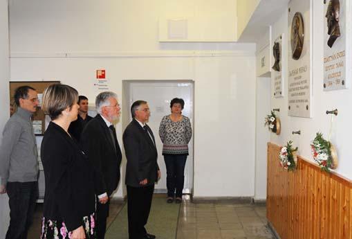 Koszorúzás az Élettani Intézet Grastyán Konferenciáján Idén március 29. és 31. között rendeztük a PTE Grastyán Endre Szakkollégium tavaszi konferenciáját X. Nemzetközi és XVII.