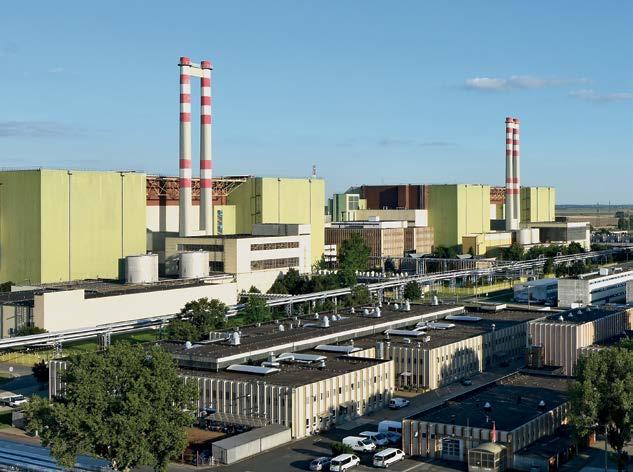 összteljesítmény 2000 MW, a reaktorok hőteljesítménye pedig egyenként 1485 MWth. A 2015.