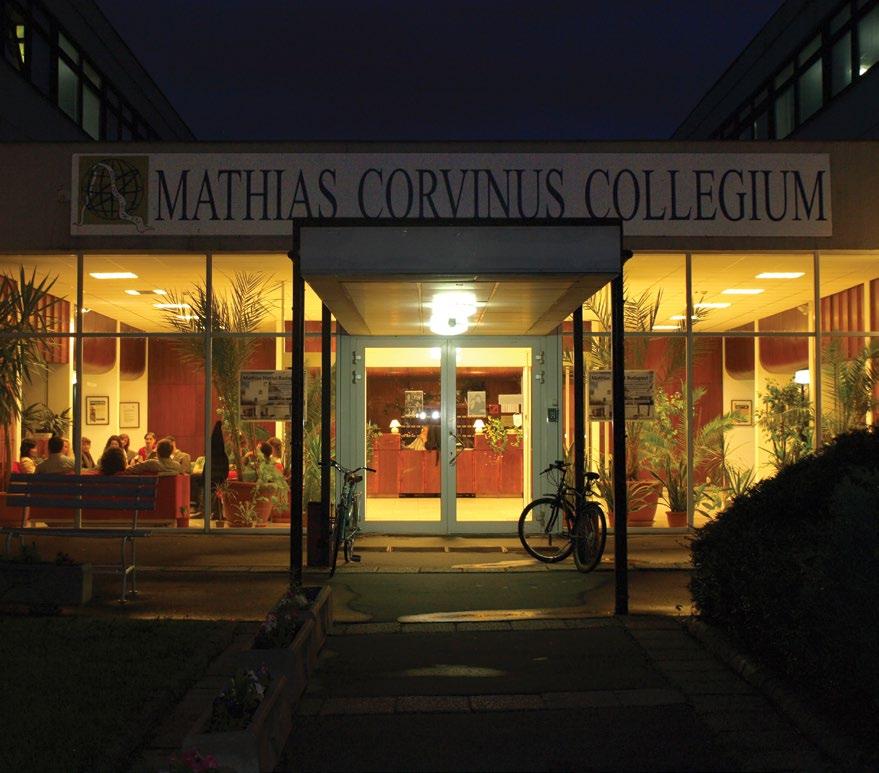 A Mathias Corvinus Collegium A Mathias Corvinus Collegium (MCC) 1996-ban jött létre Tombor András és Tombor Balázs magánkezdeményezésére; így két évtizede biztosít tehetséggondozó elitképzést hazai