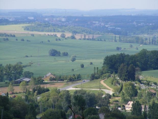 Simonfa bemutatása 2 általános településkép, településkarakter A Kaposvártól 8 km-re fekvő, a Kaposvár- Szigetvár közötti 67.
