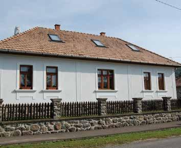 hajlított ház csak kis számban fordul elő, ezért is