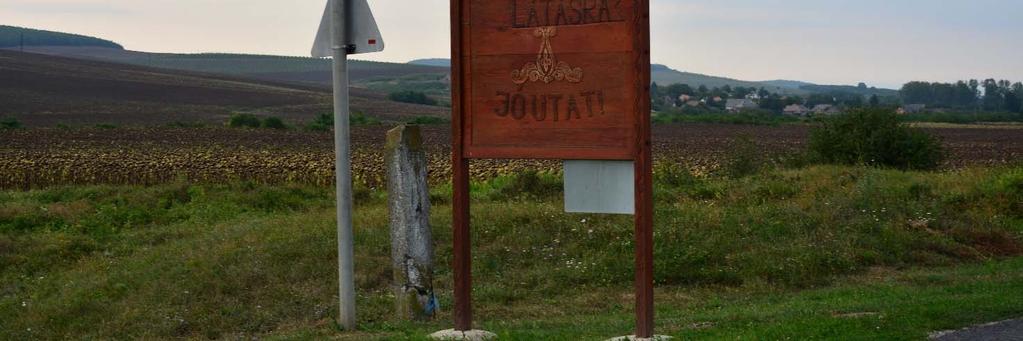 utcai tábla van.