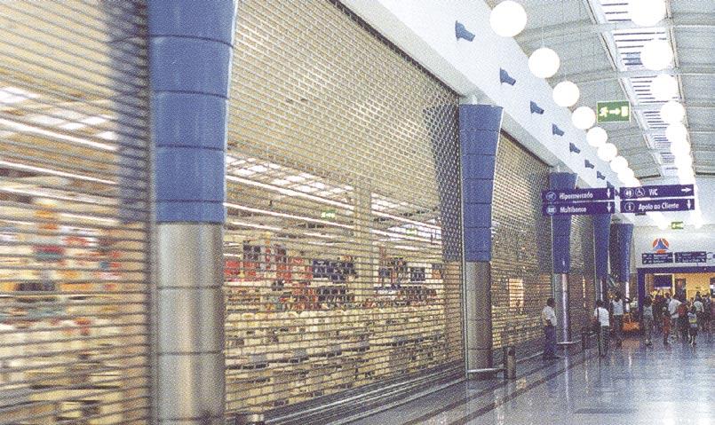 ...szellősen és biztonságosan... 120/96/EVOLUTION (tip. isea) Ez a redőnytípus bizonyos területeken a rácsot hivatott helyettesíteni (pl. mélygarázs).