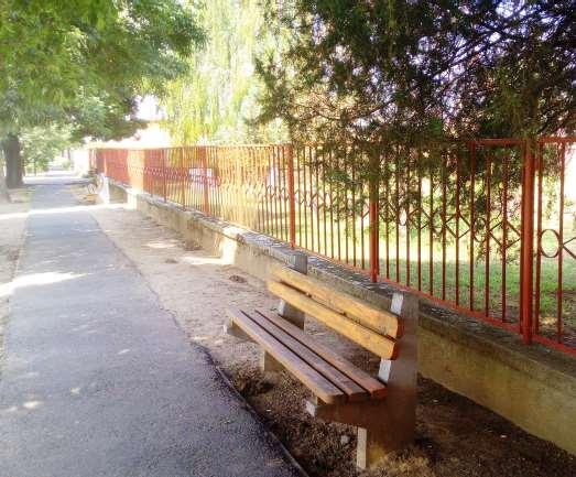 KÖZTEREK, KÖZPARKOK, KÖZKERTEK A település azon találkozási pontjai ahol a természethez kapcsolódva, szabadban élhetjük