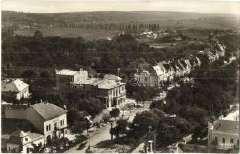 Eger, Szarvas t ér, üzletek