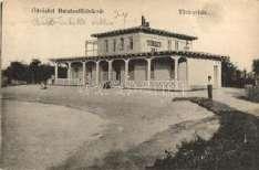 Balatonfenyves, v asútállomás