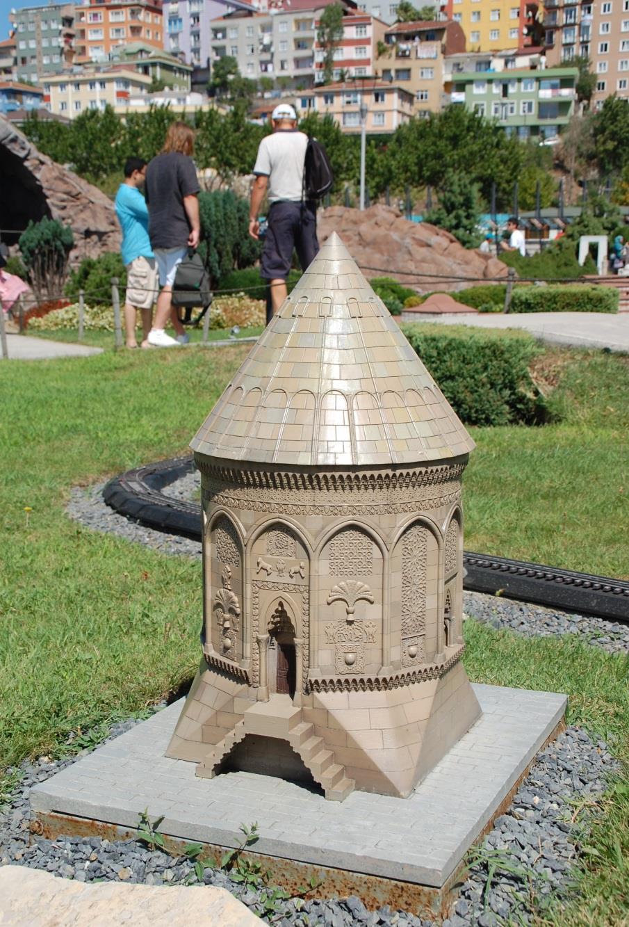 Döner Kümbet