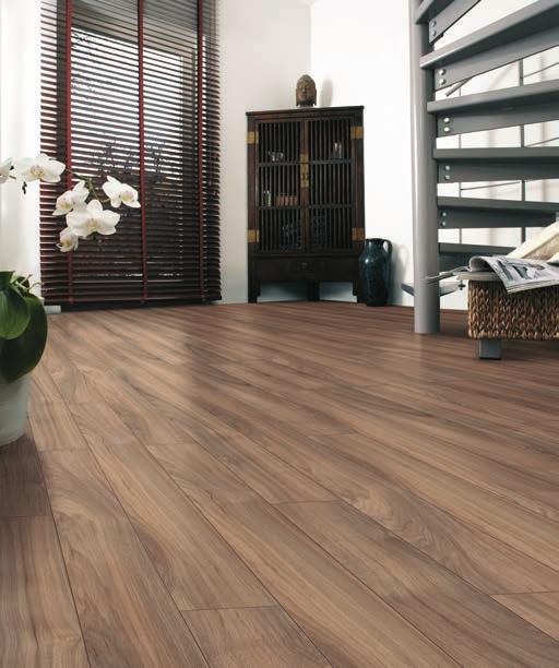 LUXURY PECAN DIÓ LUXURY Klasszikus felületek, kézzel gyalult hatás Autentikus, kézzel gyalult hatású, igazán finom szálfelületű fadekorok jellemzik a Luxury