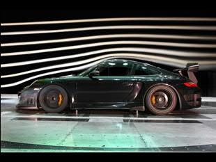 ) Csak az Imperial College / London/ HONDA Wind Tunnel