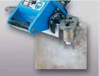 750 marótengely állítással) 0 15 mm Élletörési szög 15 45 15 60 Marófej Ø 60 mm Z 9 2 maró Ø 60 mm Fordulatszám 2900 RPM 2900 RPM Alkalmazás