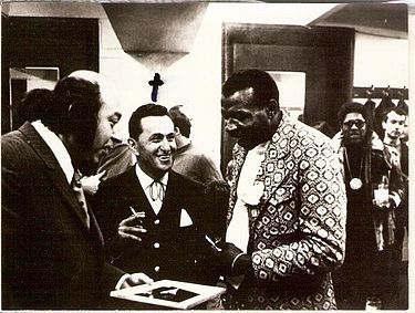 Beamter Bubi (középen) Kovács Gyula és Elvin Jones társaságában (wikipédia) I. 14.) dzsessz-zenész (vibrafon, dob), zeneszerző, zenetanár.