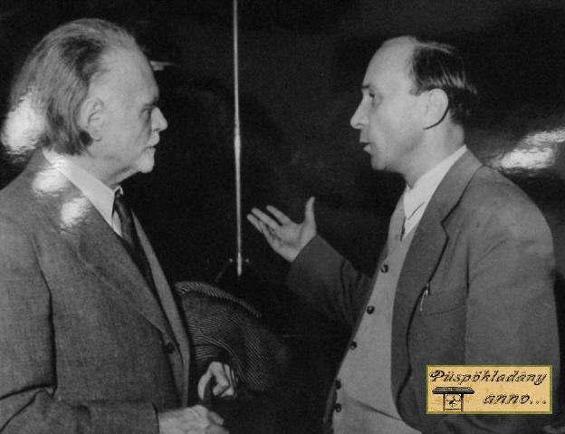 Kodály Zoltán zeneszerzésóráit. 1937-ben zongoraművészi oklevelet és ezzel egyidejűleg Szegeden bölcsészdoktori diplomát szerzett.