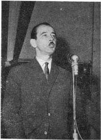 koncertmestere. 1967-ben a budapesti Liszt Ferenc Zeneművészeti Főiskola tanárává nevezték ki.
