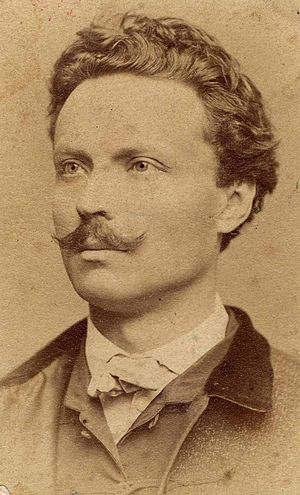 operaénekes. 1863-ban a Nemzeti Színház karénekese. Hangját Stoll Péternél képezte tovább. 1864-ben mutatkozott be, mint operai magánénekes. 1865-ben Kolozsvárra szerződött szólistának.