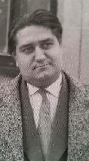 - Dr. Bihari Lajosné Deák Edit (Simontornya, 1937. I. 5.) magyar-, ének-zenetanár, zenei könyvtáros (Kenderföldi Általános Iskola, Komló magyar- és ének-zenetanár; Ácsády I.