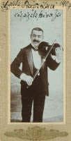 - Rácz Laci /36./ (Pest, 1867. VI. 4. Budapest, 1943. V. 6.) Rácz Laci (1867-1943) cigányprímás (Apjának 36.