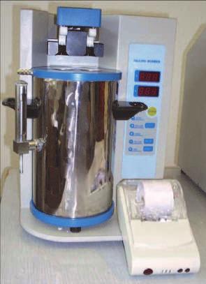 automatikusan, nyomtatón Speciális hűtőfej - munkatér +99 C ±0,5 C (szabadalomvédett) Méretek: 420 x 340 x 550 mm Tápfeszültség 230V 50Hz Áramfelvétel 2,4 A Teljesítmény felvétel: 650W Megnevezés 72