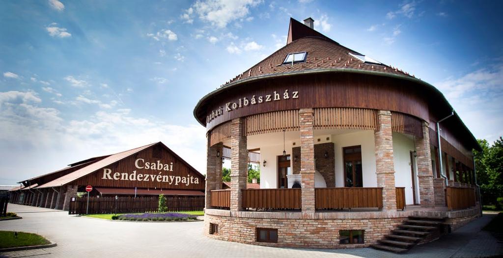 Csabai Kolbászház Békéscsaba 2015 januárjától megnyitotta kapuit a Csabai Rendezvényszervező Kft. által üzemeltetett fesztiválház.