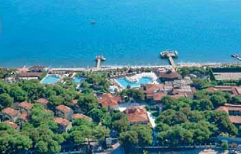 Kellemes animációs programokkal várják a gyermekes családokat. CRYSTAL FLORA BEACH RESORT***** Közvetlenül a tengerparton található Beldibi-ben, kb. 25 km-re Kemertől és kb.