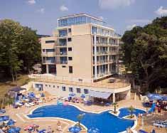 Hotel Holiday Park **** 2003-ban épült, 5 emeletes szálloda, melyet 2010-ben