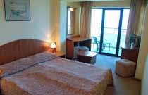 Hotel Hrizantema**** A 2004-ben épült szálloda Napospart szívében kb.