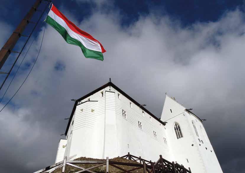 Miskovszky Viktor rajza, 1890 06 VÁR ÁLLOTT, MOST KŐHALOM Gondolatok Füzér várának rekonstrukciójáról Várkonyi Gábor 07 A FÜZÉRI FELLEGVÁR REKONSTRUKCIÓJA RECONSTRUCTION OF THE CITADEL IN FÜZÉR In