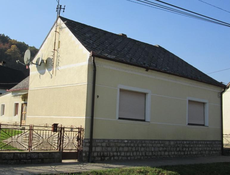 Dózsa György utca 9.