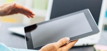 000 18% 54% Digitalizáció Radikálisan változó vásárlói szokások Mobileszközön fizető európai fogyasztók aránya 2015-ben 10