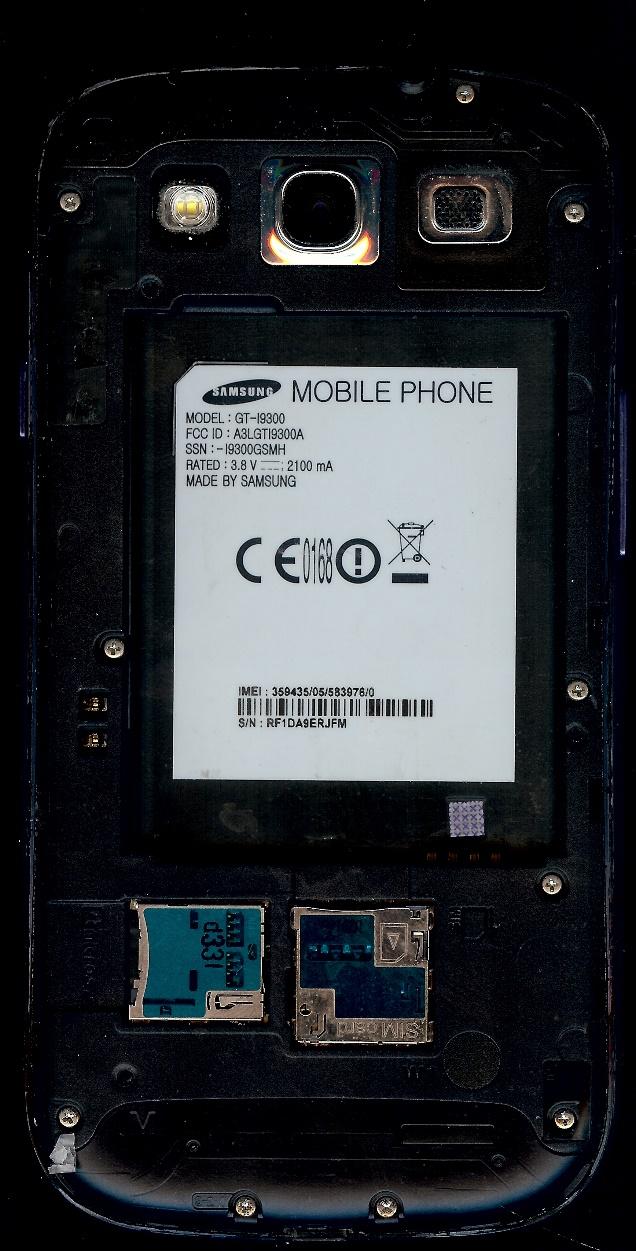 23. ábra - [01] Samsung GT-I9300 okostelefon 210 210 17/2016 Eszközburkolat megbontása az egyedi